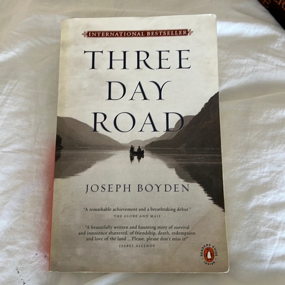 Novel /Book: Three Day Road - Picture 1 of 3